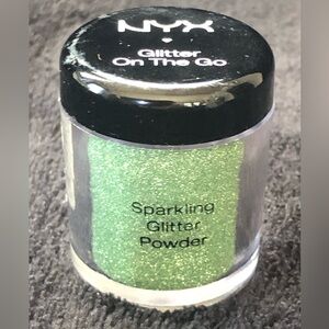 USED NYX Glitter On The Go Sour Apple Sparkling Powder HTF Chartreuse Green